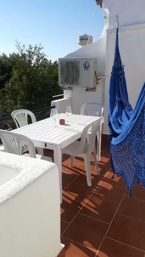 Beach Oura And Bars Albufeira